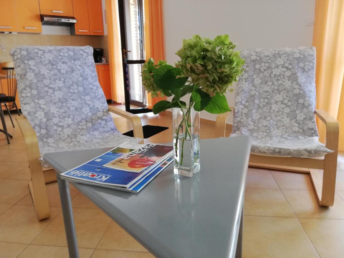 פאז'אנה Apartment Suzy With Private Parking מראה חיצוני תמונה
