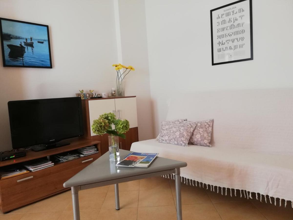 פאז'אנה Apartment Suzy With Private Parking מראה חיצוני תמונה
