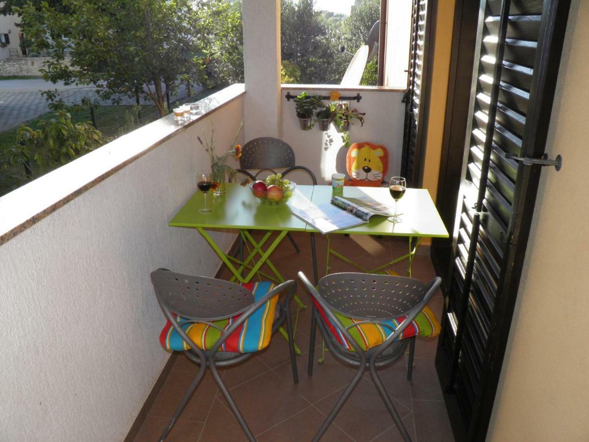פאז'אנה Apartment Suzy With Private Parking מראה חיצוני תמונה
