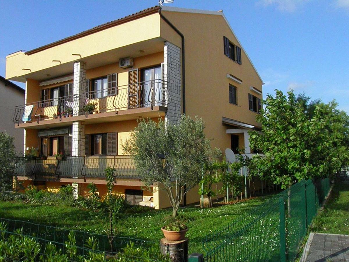 פאז'אנה Apartment Suzy With Private Parking מראה חיצוני תמונה